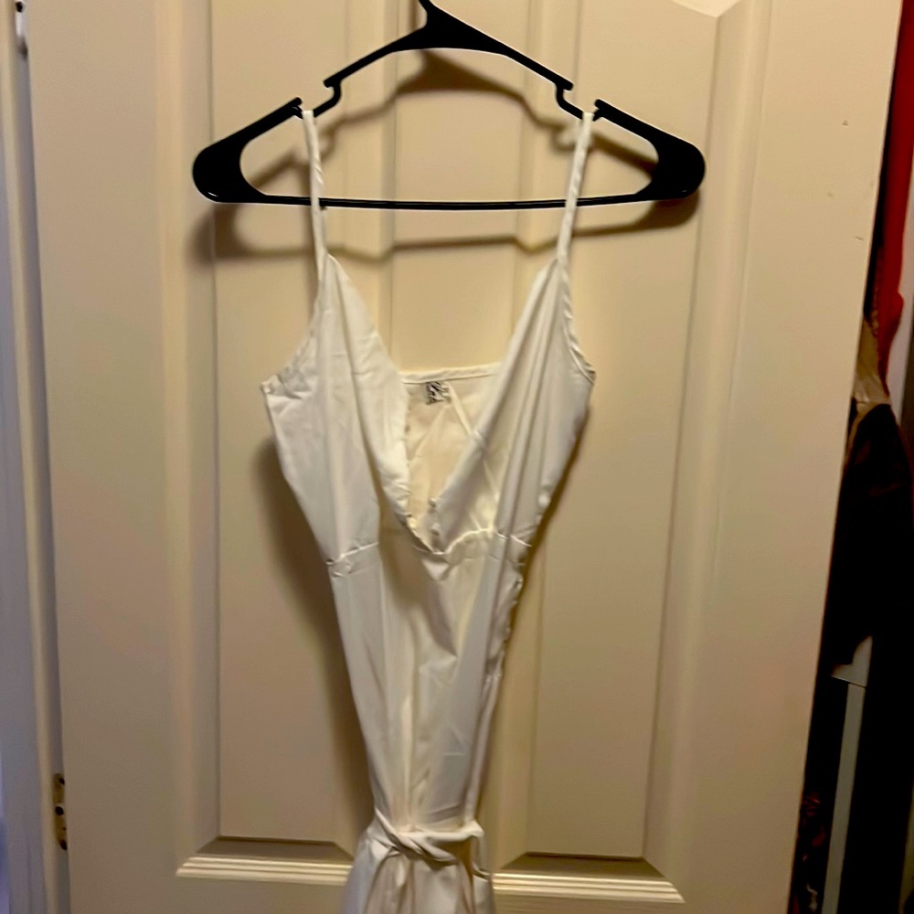 White Dress Medium mid lengths